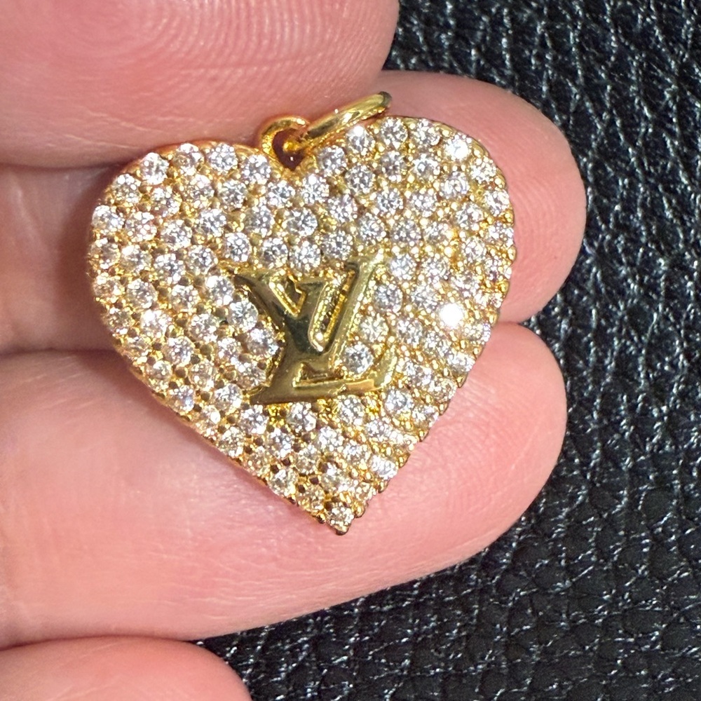 Louis Vuitton Gold Colored Heart Zipper Pull with Crystals